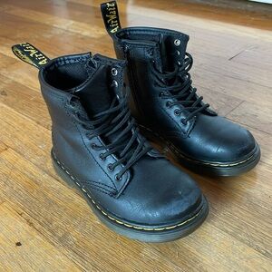Dr. Martens Kids Boot